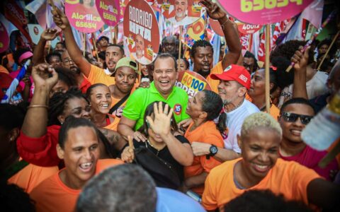 Imagem do post Geraldo anuncia Programa Pé-de-Meia para estudantes da rede municipal