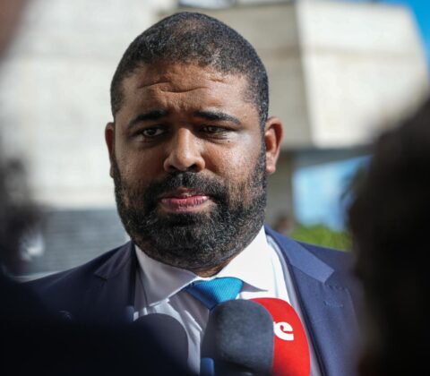 Imagem do post Felipe Freitas critica tentativa de Zé Ronaldo de se desvincular de Colbert Martins