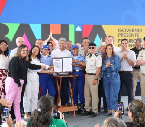 Imagem do post R$ 23 milhões em investimentos e uma revolução na educação: veja como o CPM de Alagoinhas transformará a vida de crianças e adolescentes!