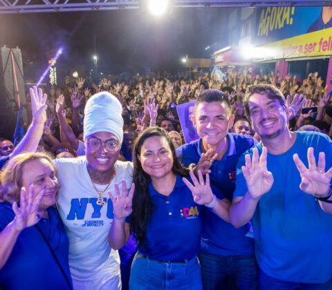 Imagem do post Débora Régis inaugura comitê e explica apoio popular: “É o desejo de mudança que só cresce”