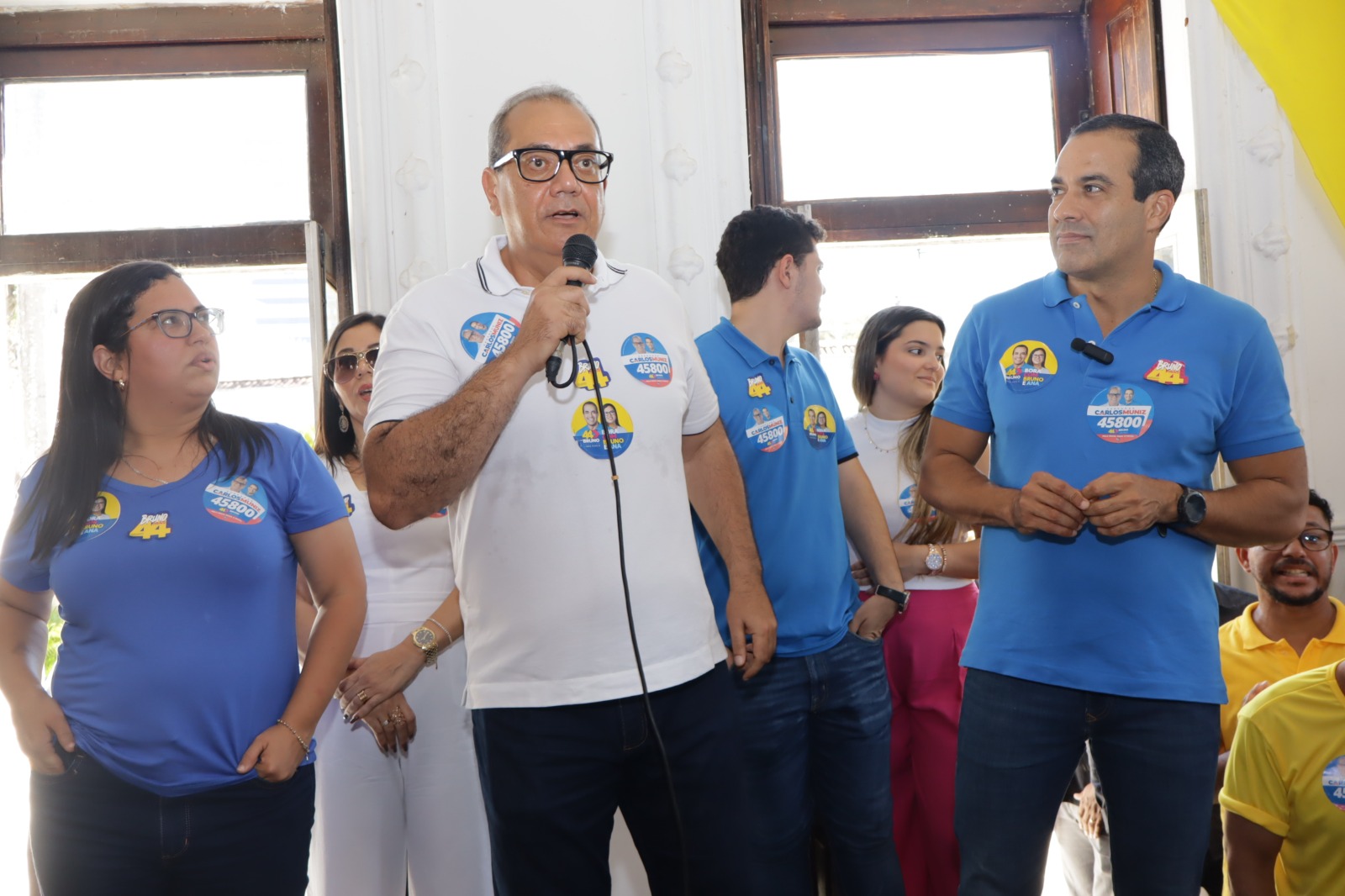 Com a presença de Bruno Reis, Carlos Muniz realiza o lançamento da sua campanha à reeleição para vereador