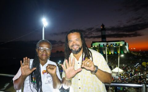 Imagem do post Kleber Rosa assume compromissos com a comunidade LGBTQIAPN+