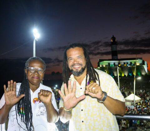 Imagem do post Kleber Rosa assume compromissos com a comunidade LGBTQIAPN+