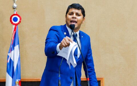 Imagem do post Diego Castro pede cancelamento do título de Cidadão Baiano dado ao ex-ministro Silvio Almeida