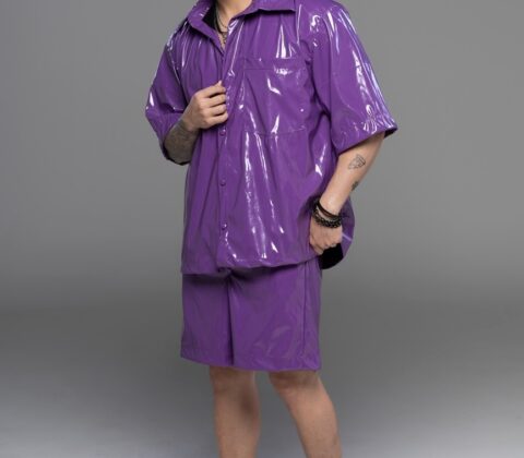 Imagem do post João Caldas assina figurino de Felipe Gama, do Papazoni, para gravação do DVD