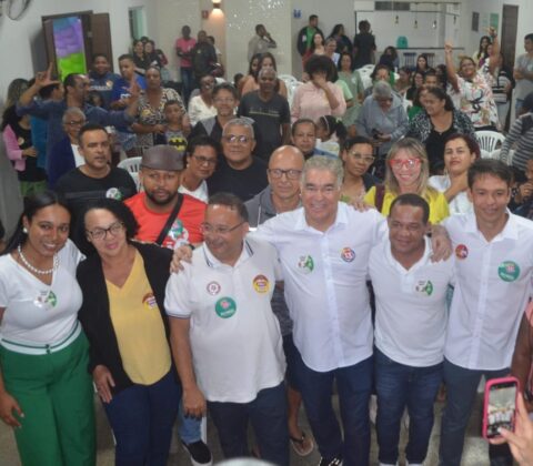 Imagem do post Ex-aliado de Zé Ronaldo declara apoio a Zé Neto em Feira: “Precisa de mudança”