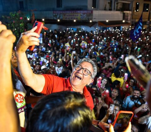 Imagem do post “Não fez nada para impedir as maldades de Elinaldo”, diz Luiz Caetano sobre Flávio Matos