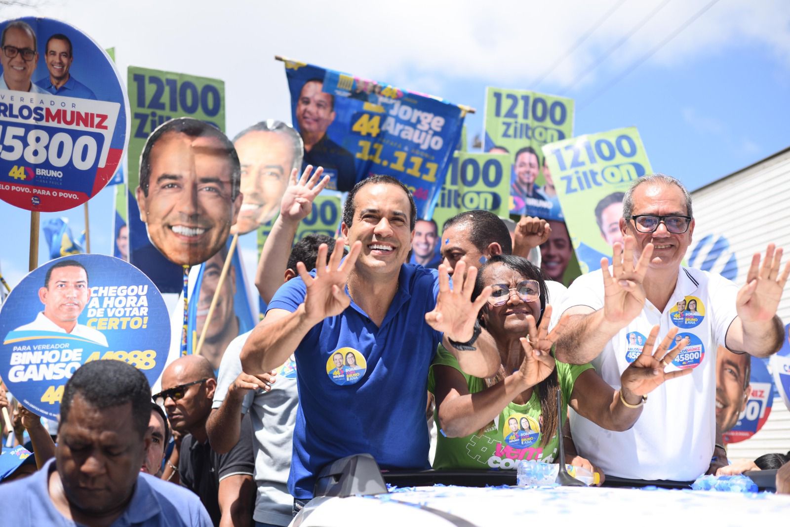 Bruno Reis destaca camelódromo da Engomadeira e urbanização de canal em Tancredo Neves