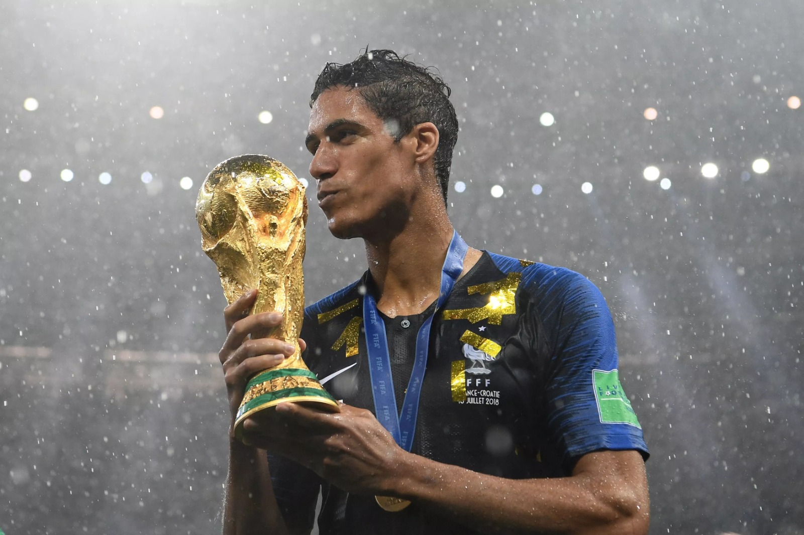 Campeão da Copa do Mundo com a França, Varane anuncia aposentadoria aos 31 anos