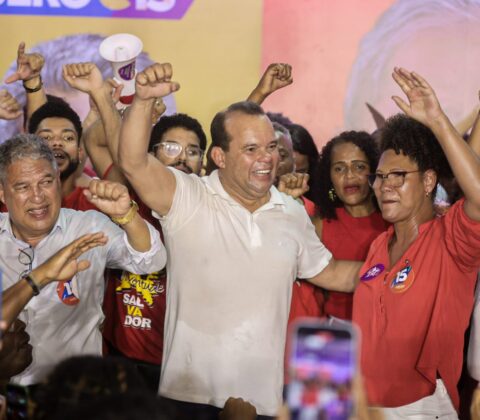 Imagem do post Encontro petista reúne militantes históricos e reafirma apoio do partido a Geraldo