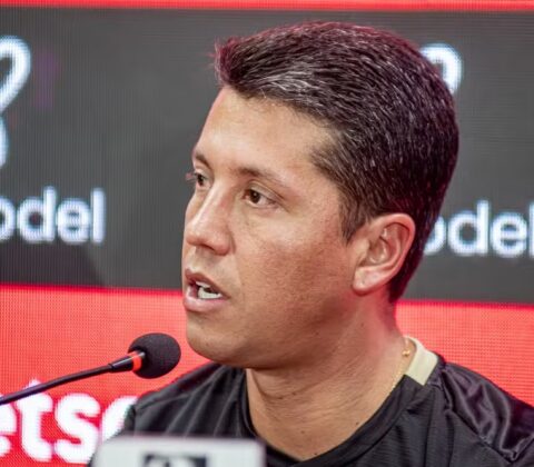 Imagem do post “Faltou foi o gol”, diz Carpini após derrota para o Vasco no Barradão