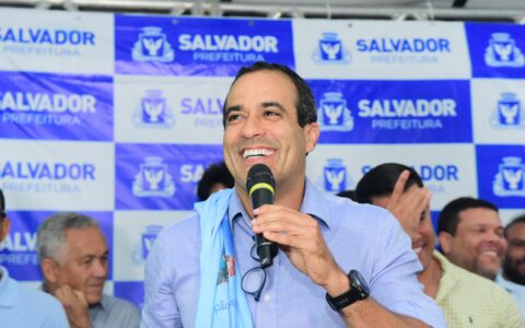 Imagem do post Bruno Reis anuncia Léo Santana na contagem regressiva do Festival Virada Salvador