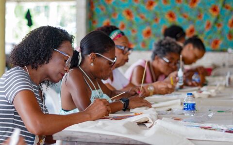 Imagem do post Oficina de Economia Circular capacita comunidade de Candeias em reciclagem e empreendedorismo