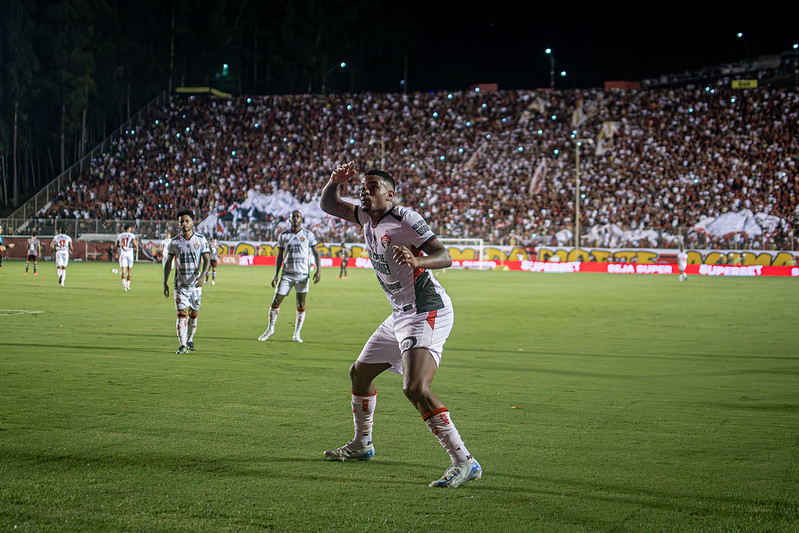 Veja as chances de queda do Vitória, segundo a UFMG