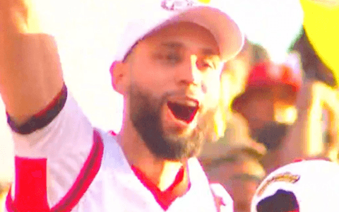 Imagem do post Suspenso, Wagner Leonardo é flagrado no meio de torcida organizada