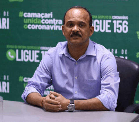 Imagem do post Elinaldo aplica demissão em massa após derrota para Caetano em Camaçari