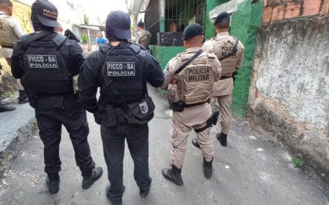 Imagem do post Suspeito de pertencer ao CV que exibia armas nas redes sociais é preso no Nordeste de Amaralina