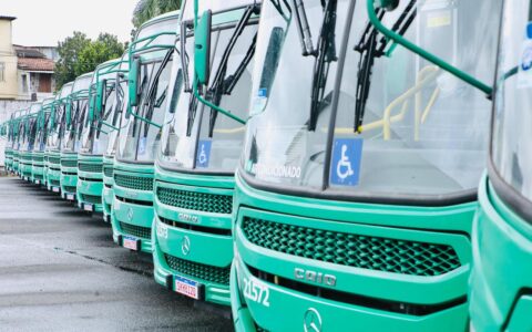 Imagem do post Prefeitura de Salvador entrega novos ônibus com ar-condicionado