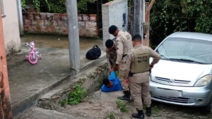 Homem mata sogra e esfaqueia outras duas mulheres em Santo Antônio de Jesus