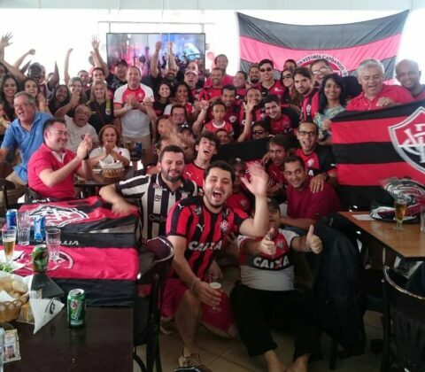 Imagem do post Vitória Candango completa 10 anos torcendo pelo Vitória no DF