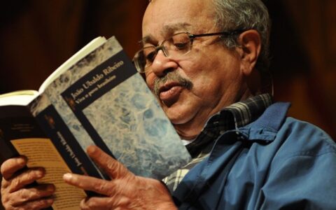 Imagem do post João Ubaldo Ribeiro é o homenageado da 5ª Feira Literária Internacional de Canudos