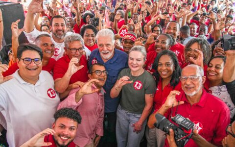 Imagem do post Éden celebra crescimento do PT Bahia e convoca militância para conquistar a vitória em Camaçari: “Somos todos Caetano 13”