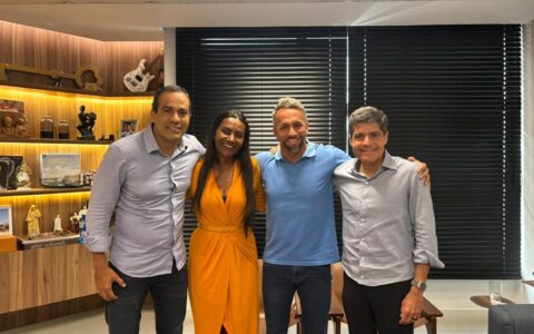 Imagem do post ACM Neto e Bruno Reis reforçam apoio a Flávio Matos em Camaçari: “Vamos estar na cidade até o dia 27”