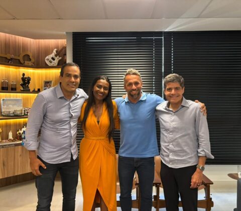 Imagem do post ACM Neto e Bruno Reis reforçam apoio a Flávio Matos em Camaçari: “Vamos estar na cidade até o dia 27”