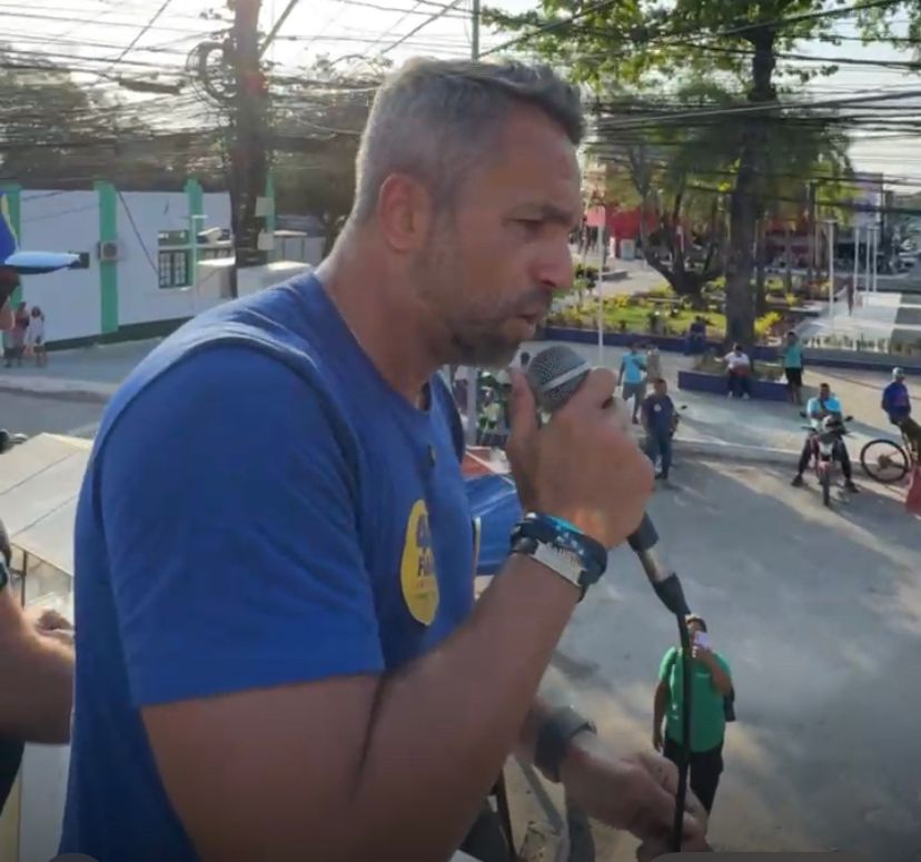 Em giro por Camaçari, Flávio Matos pede chance para a cidade “viver um novo momento”