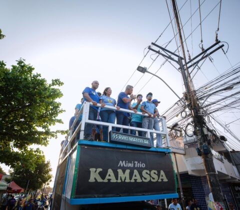 Imagem do post Em giro na orla de Camaçari, Flávio Matos aborda meios de fortalecer turismo