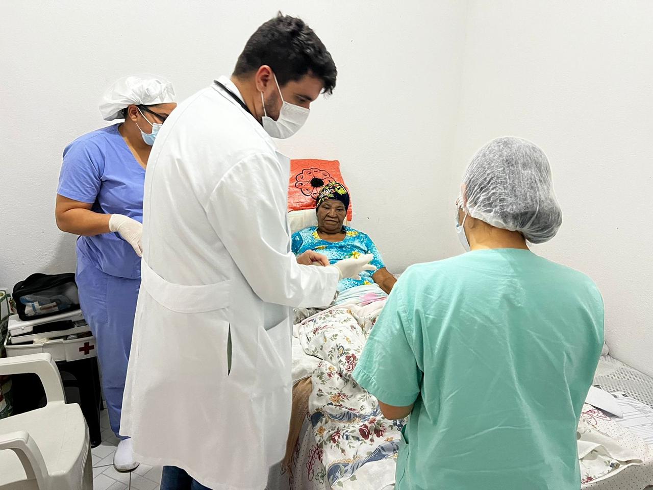 Serviço de Atenção Domiciliar garante assistência a mais de 1,2 mil pacientes em Salvador