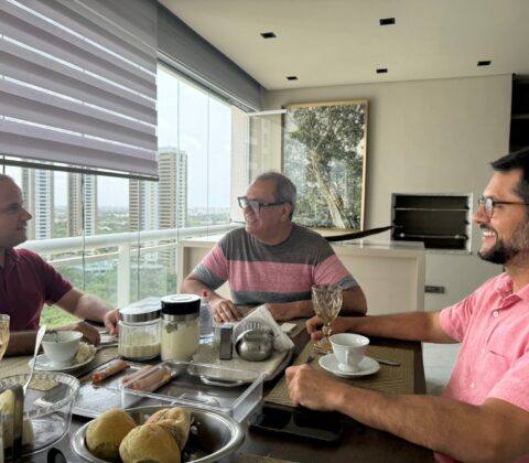 Imagem do post Com adesão do Podemos, 30 vereadores apoiam reeleição de Muniz para a presidência da Câmara