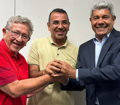 Imagem do post Líder do governo Elinaldo, Junior Borges anuncia apoio a Caetano em Camaçari