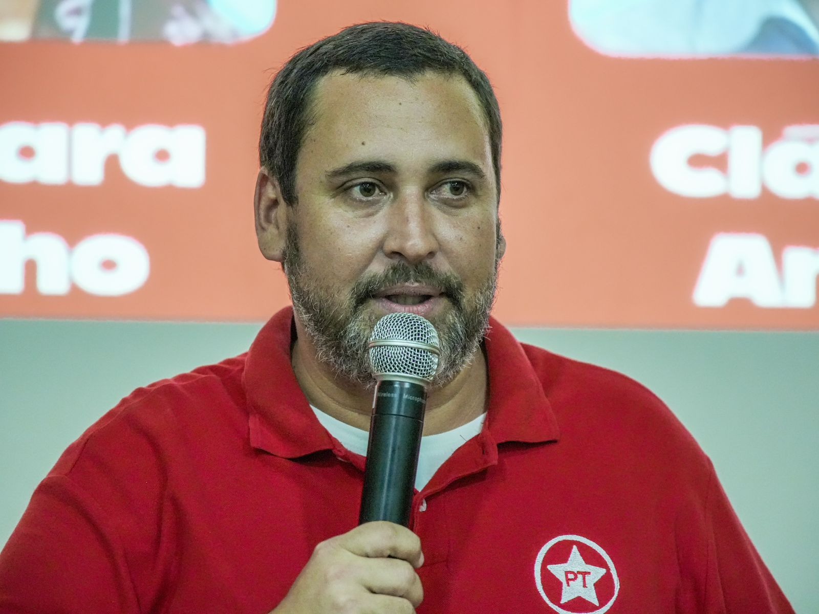 Éden Valadares rebate Flávio Matos: “Polícia Militar defende a população e a democracia”