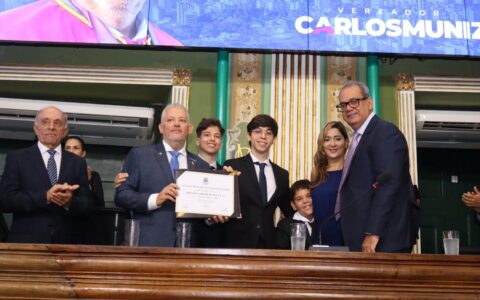 Imagem do post Adriano Gallo é homenageado com a Medalha Thomé de Souza