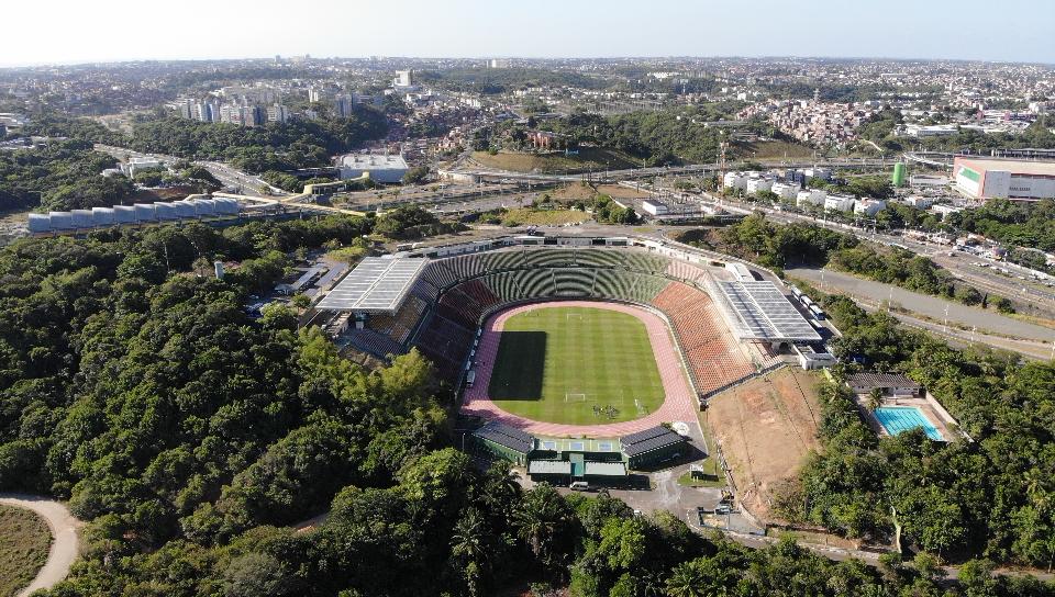 Sudesb suspende uso do gramado do Estádio de Pituaçu por até 30 dias