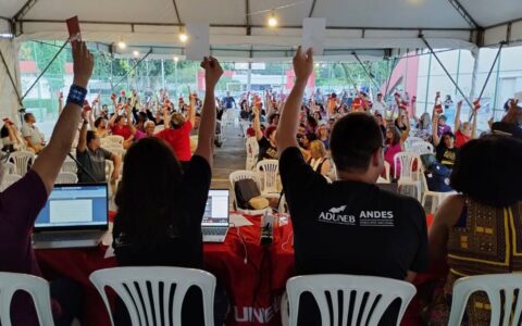 Imagem do post Após conquistas e avanços importantes, professores da UNEB aprovam final da greve