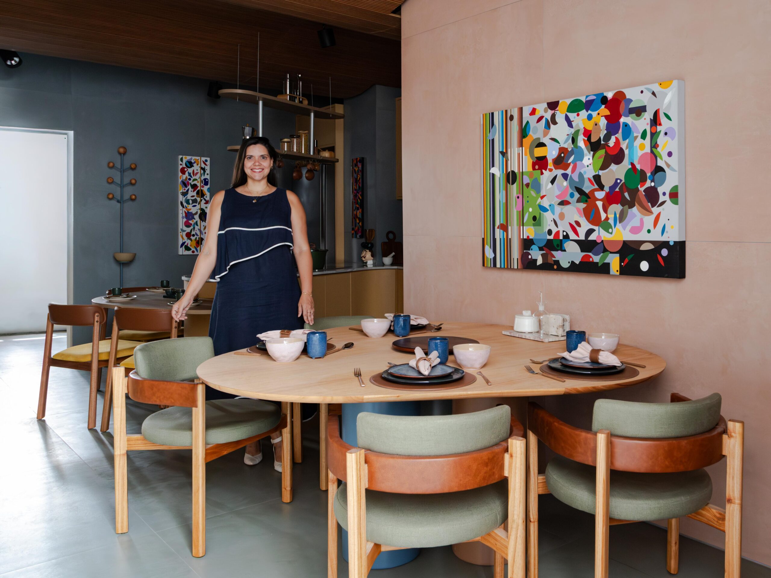 PODER DAS CORES: COZINHA DOM AMARO É DESTAQUE NA CASAS CONCEITO 2024