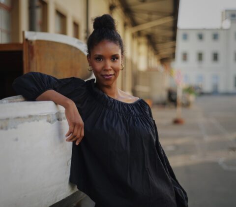 Imagem do post Salvador recebe o lançamento do primeiro livro da escritora alemã Josephine Apraku traduzido para o português