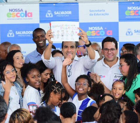 Imagem do post Prefeitura entrega escola municipal na Avenida Barros Reis requalificada para atender 450 alunos