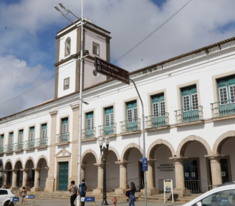 Imagem do post Prefeito, vice e vereadores serão empossados no dia 1° de janeiro