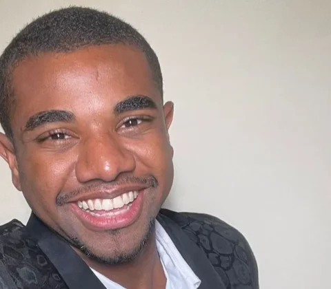 Imagem do post Davi Brito aparece nas redes pedindo PIX e causa polêmica