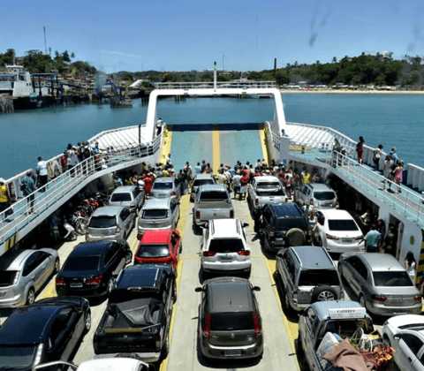 Imagem do post Motoristas esperam mais de 2 horas para fazer travessia Salvador-Itaparica no ferry-boat