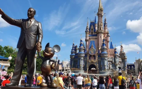 Imagem do post Após Furacão Milton, parques da Disney voltam a funcionar