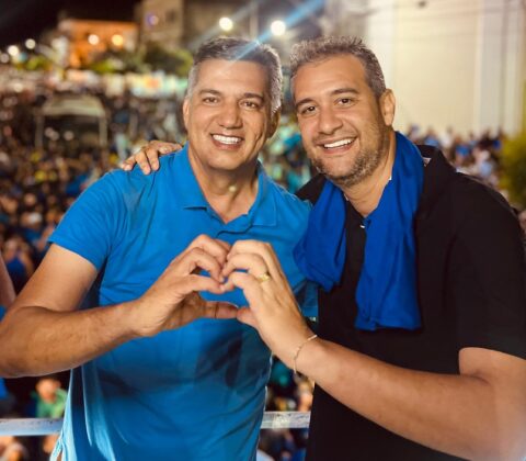 Imagem do post Carlos Matos (UNIÃO) se reelege prefeito de Riachão do Jacuípe com a maior votação da história