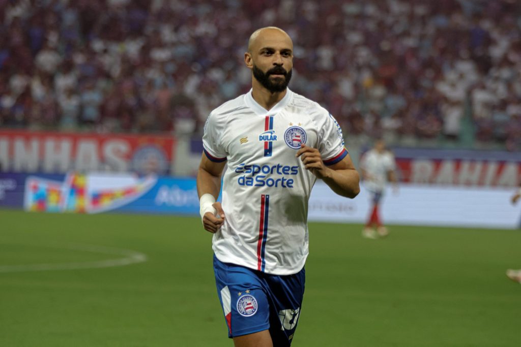 Thaciano desfalca o Bahia contra o São Paulo