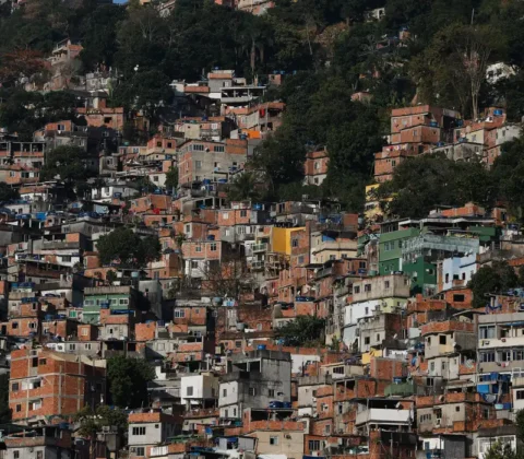 Imagem do post Quase 16,4 milhões de pessoas moram em favelas no Brasil, revela Censo
