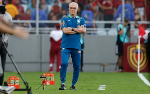 Imagem do post Dorival: “Faltou o detalhe principal: a definição”