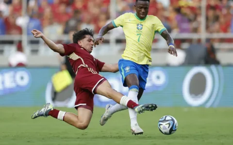 Imagem do post Eliminatórias: Brasil joga mal e não passa de empate com a Venezuela