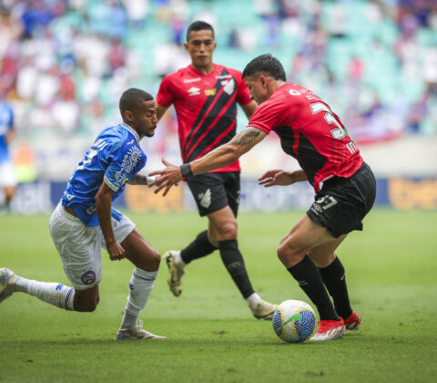 Imagem do post Ademir pede desculpas à torcida e garante: “O grupo não vai desistir”